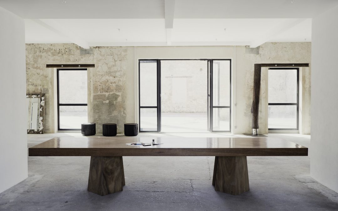 03 NATURAL MERBAU WOOD DINING TABLE « SIAN »